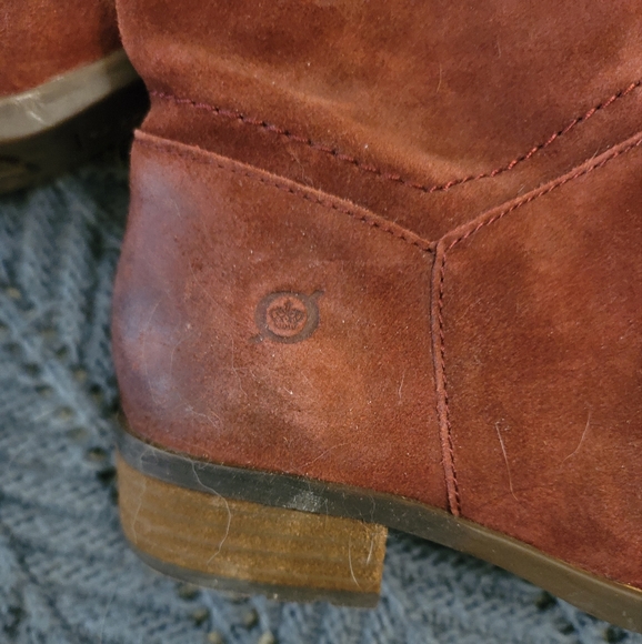 Born Hayden Red Distressed Suede Boots Knee High Size 7.5 - Picture 4 of 15